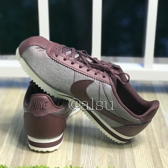 NWT Nike Classic Cortez Maroon WMNS - Picture 6 of 8